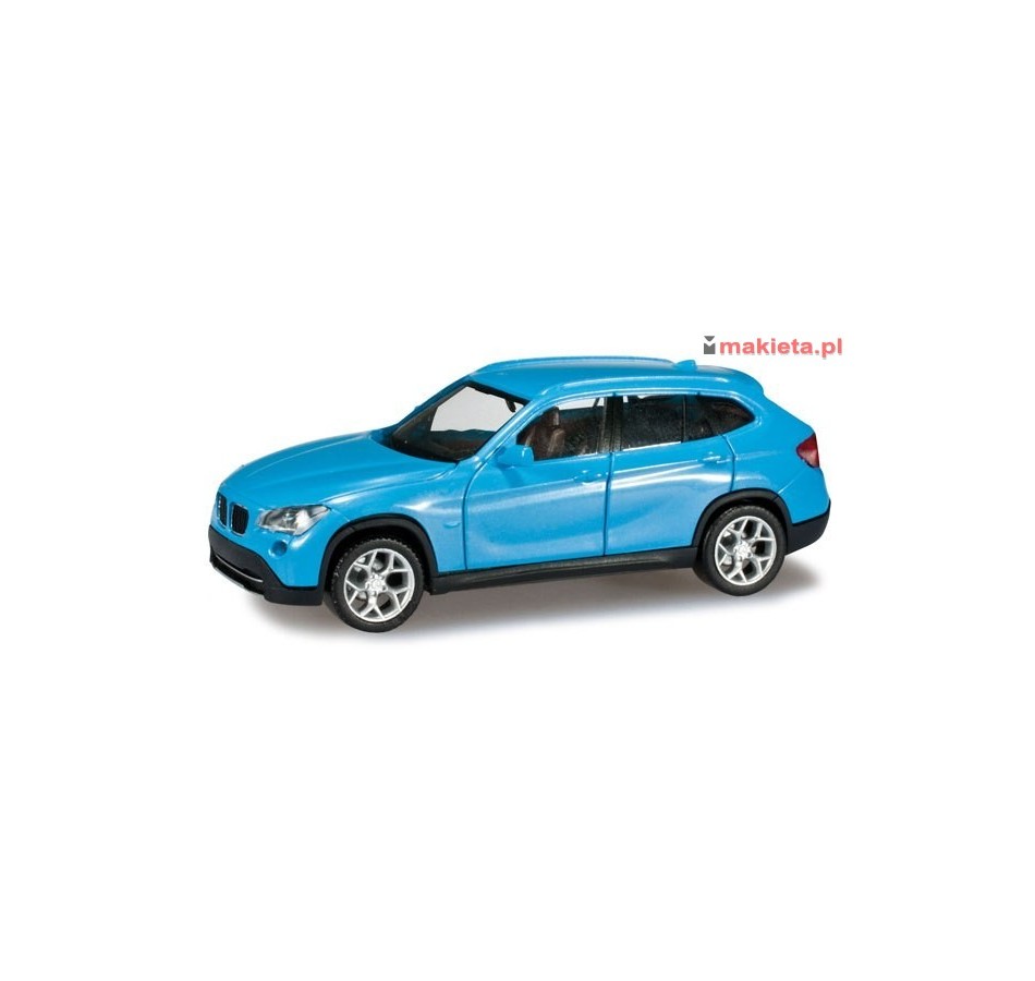 Herpa 024341-002, BMW X1, light blue, skala H0