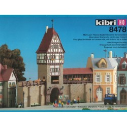 Kibri 8478, Brama miejska z wieżą i murem, skala H0