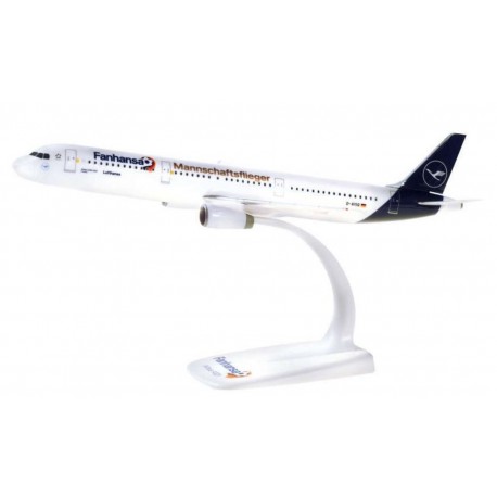 Herpa 612104. Lufthansa Airbus A321 "Fanhansa Team Plane", skala 1:200.