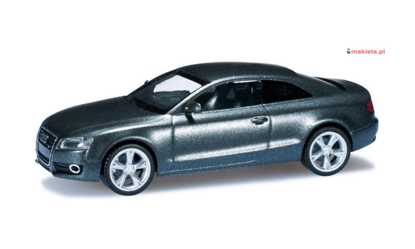 Herpa 033770. Audi A5 ® daytona grey metallic, skala H0.