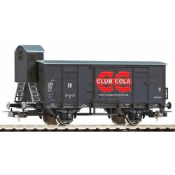 PIKO 58924. Wagon kryty G02 z budką hamulcową, "Club Cola" DR, ep.III, skala H0.