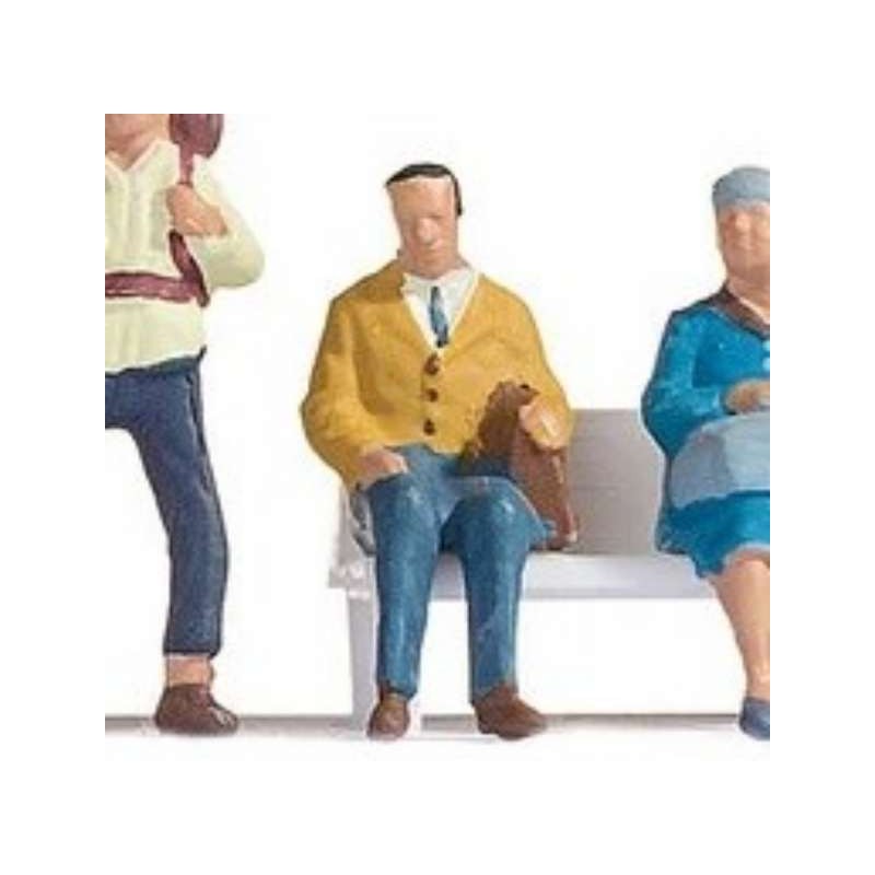 NOCH 116-026. Osoba siedząca, "Mężczyzna z teczką", figurka, skala H0 1:87
